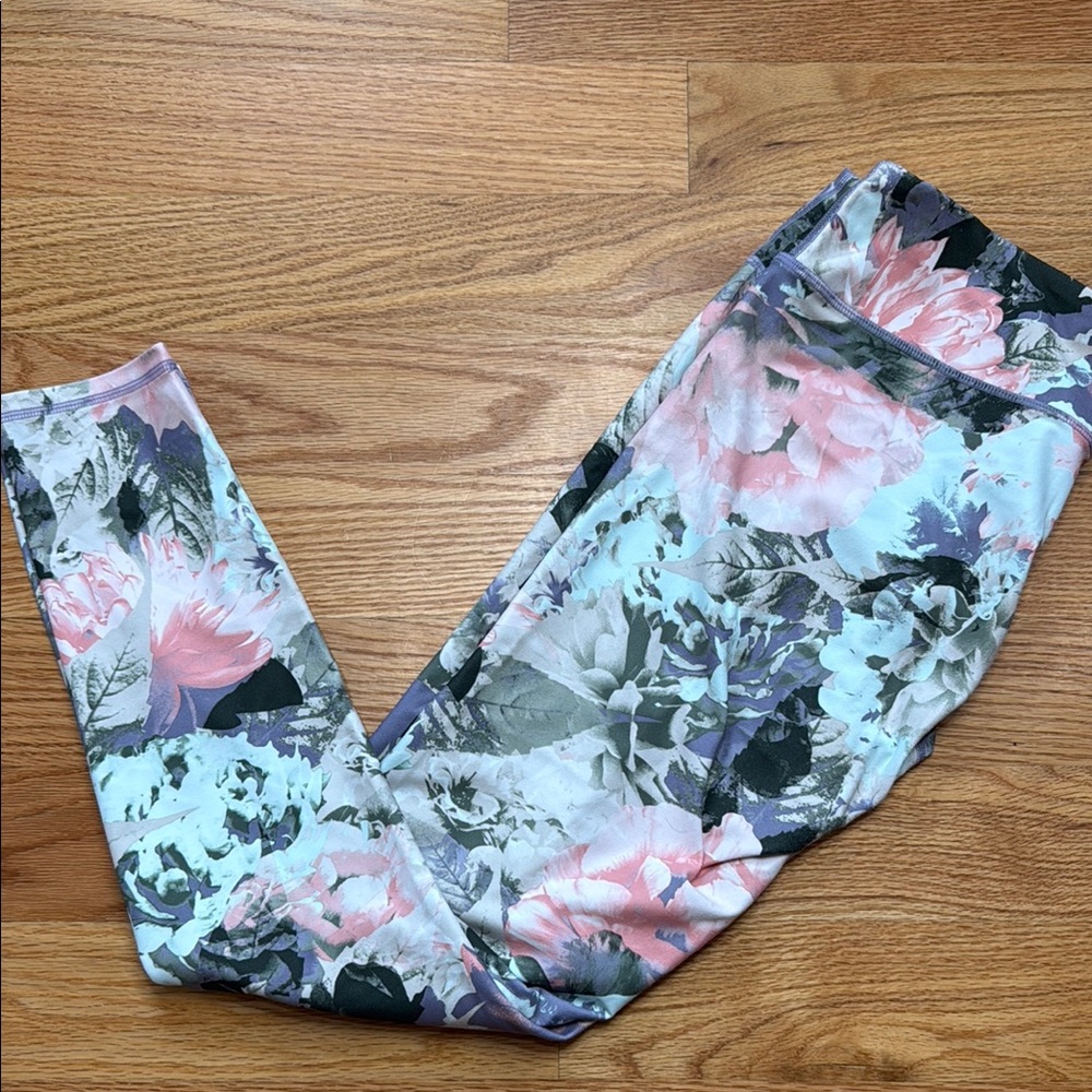 Fabletics Floral Leggings - Pink and Gray